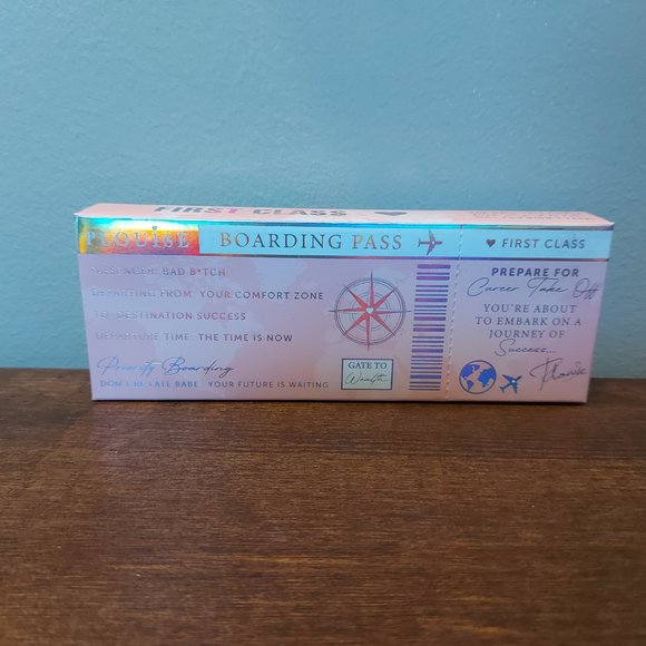 P. Louise Worldie Palette & Lippie Bundle - Picture 12 of 13